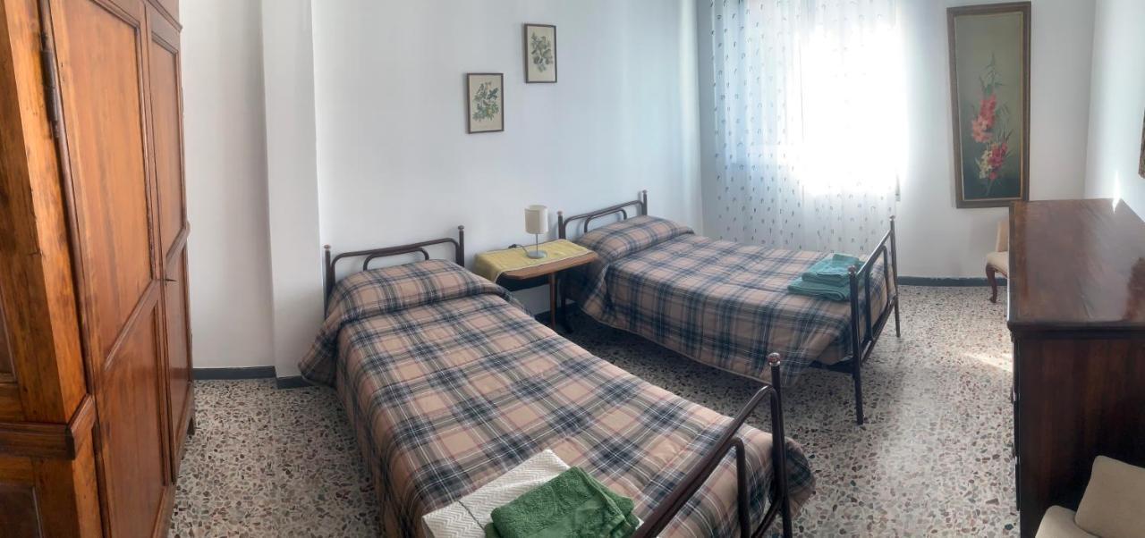 Casa Bianca 4 - Confortevole In Centro A Moneglia Εξωτερικό φωτογραφία